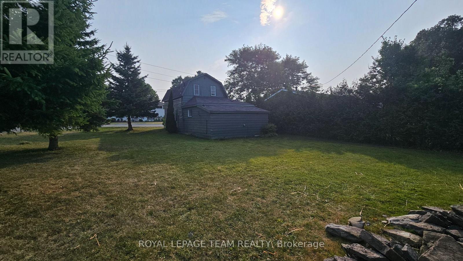 24 Mercer Street, Mississippi Mills, Ontario  K0A 1A0 - Photo 29 - X12205163