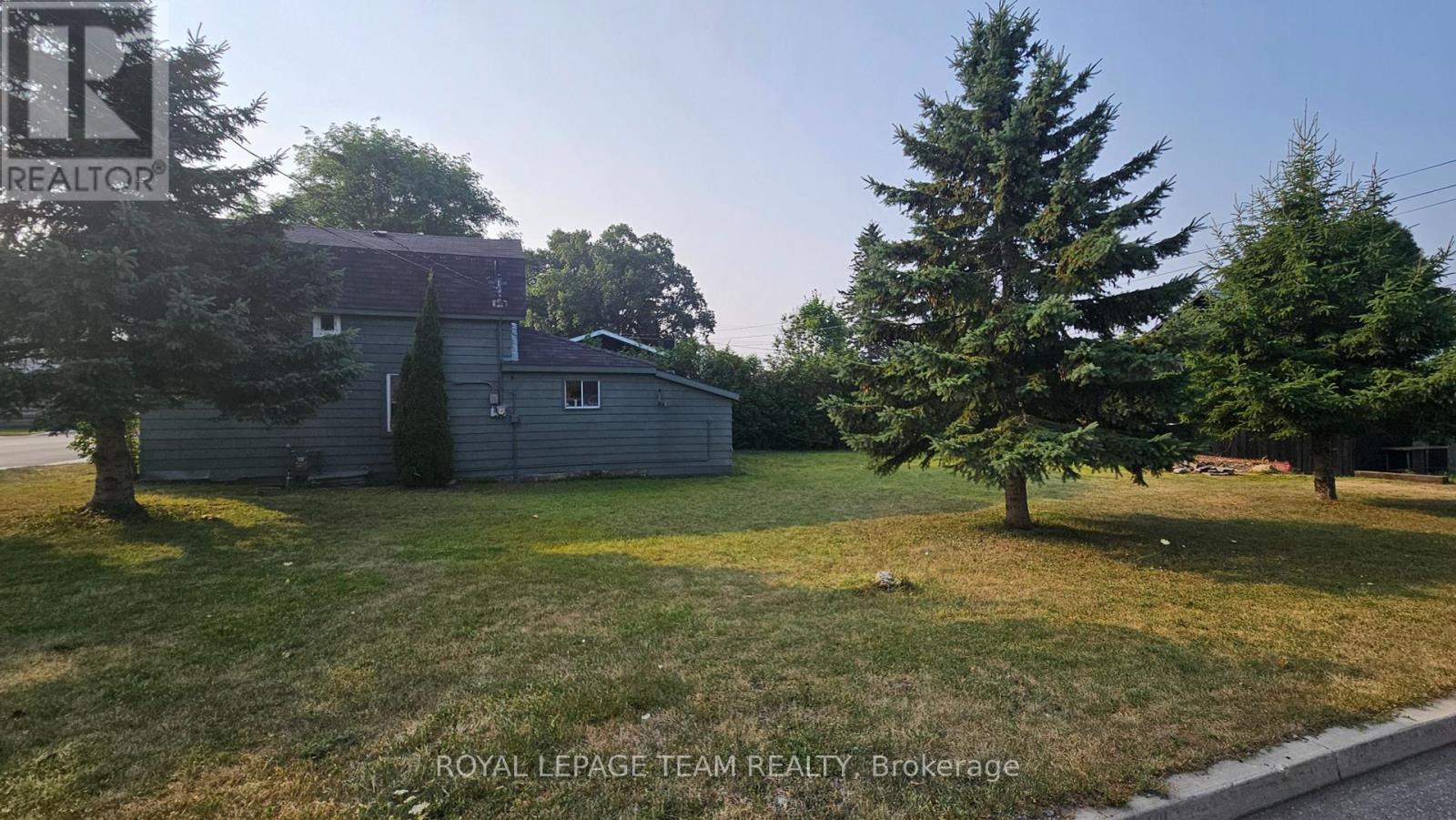24 Mercer Street, Mississippi Mills, Ontario  K0A 1A0 - Photo 5 - X12205163