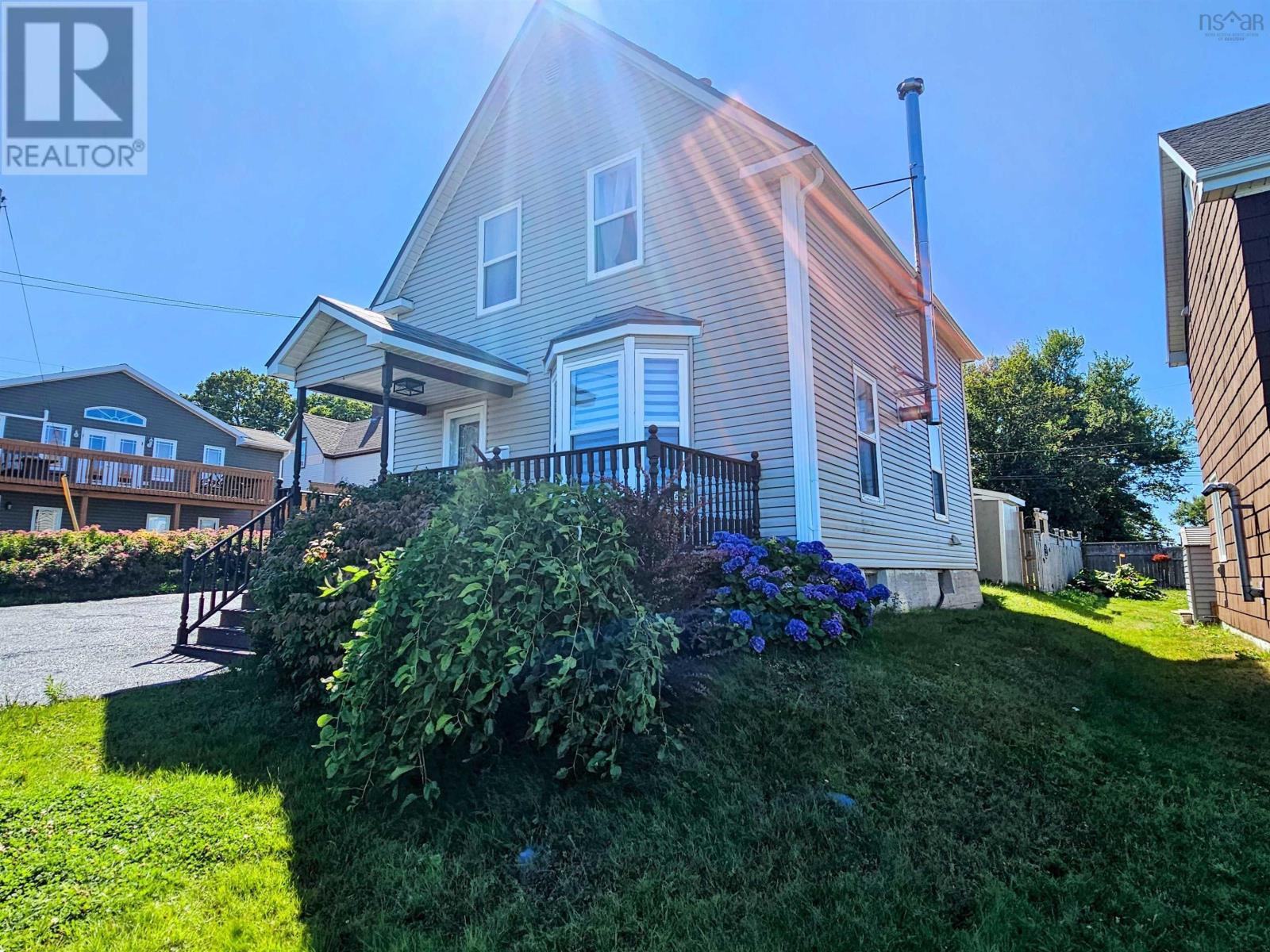 109 Alexander Street, Glace Bay, Nova Scotia  B1A 4A6 - Photo 1 - 202514498