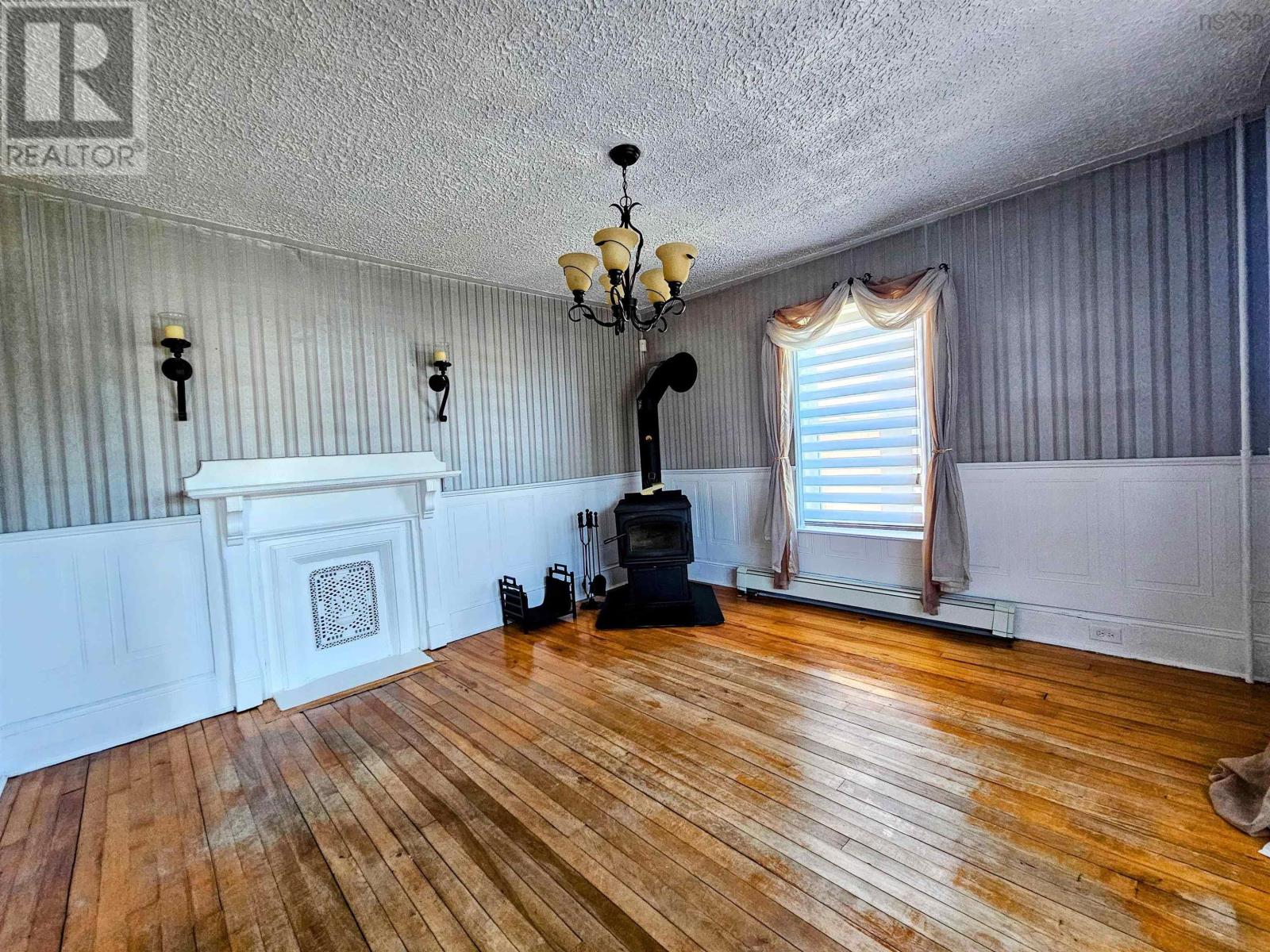 109 Alexander Street, Glace Bay, Nova Scotia  B1A 4A6 - Photo 11 - 202514498