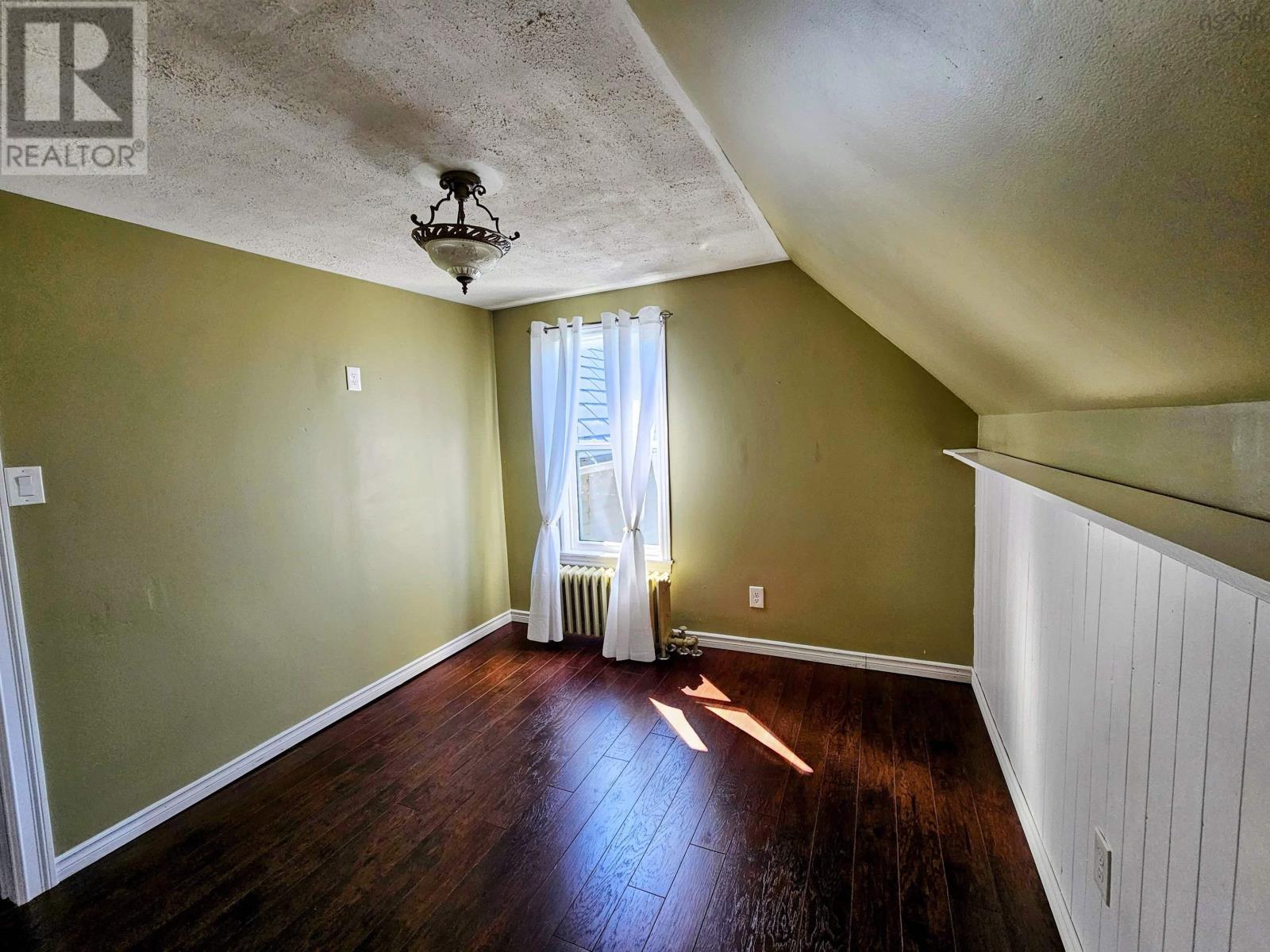 109 Alexander Street, Glace Bay, Nova Scotia  B1A 4A6 - Photo 24 - 202514498