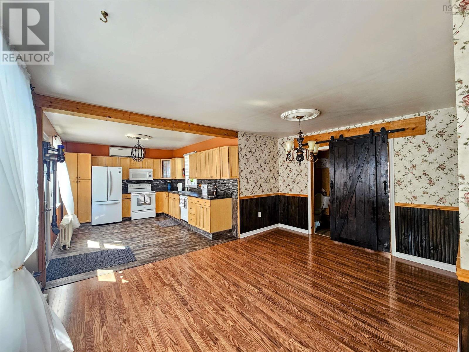 109 Alexander Street, Glace Bay, Nova Scotia  B1A 4A6 - Photo 7 - 202514498