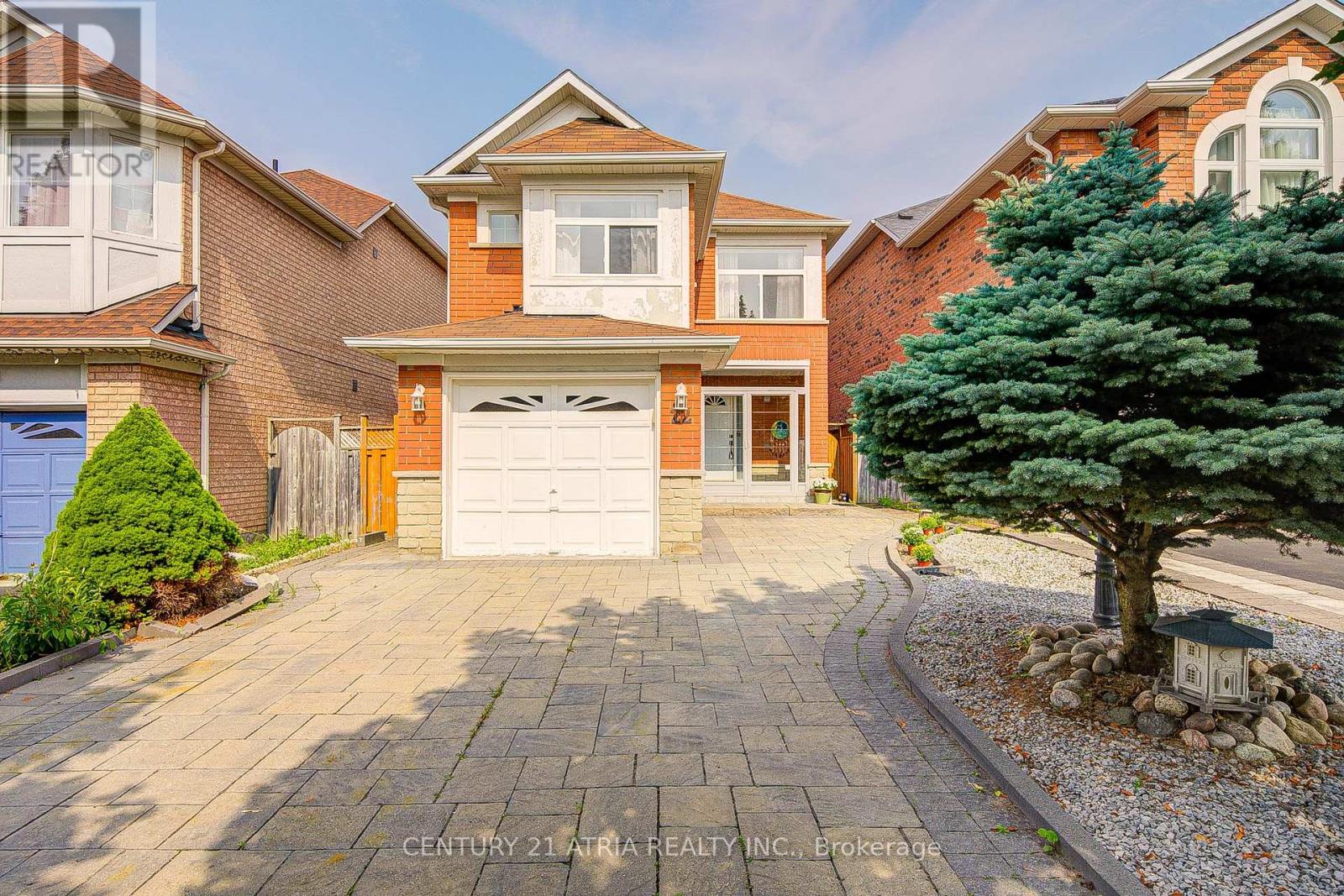 Property at 22 PENINSULA CRESCENT image 3