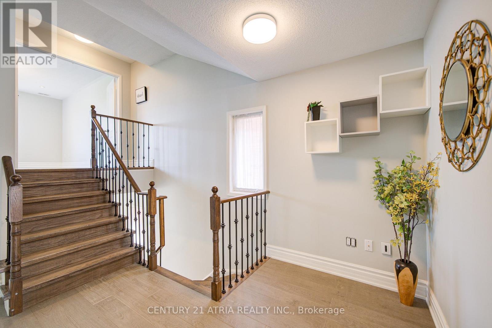 22 Peninsula Crescent, Richmond Hill, Ontario  L4S 1T9 - Photo 27 - N12325597