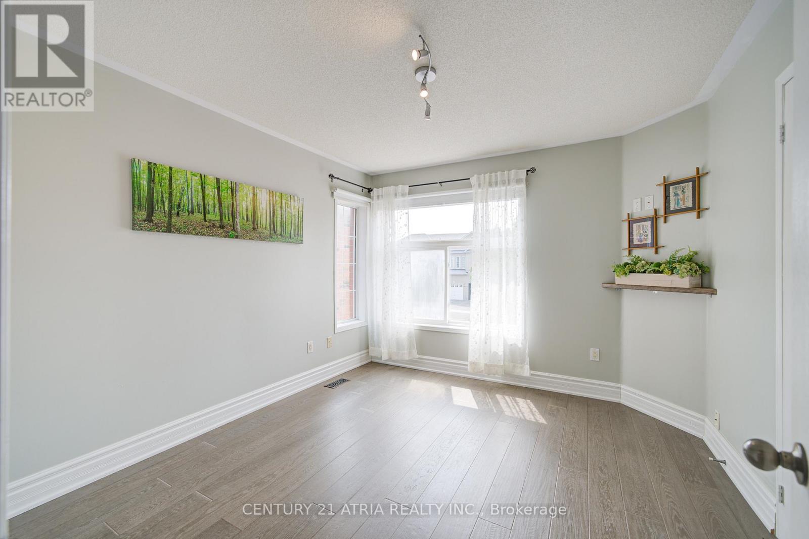22 Peninsula Crescent, Richmond Hill, Ontario  L4S 1T9 - Photo 32 - N12325597