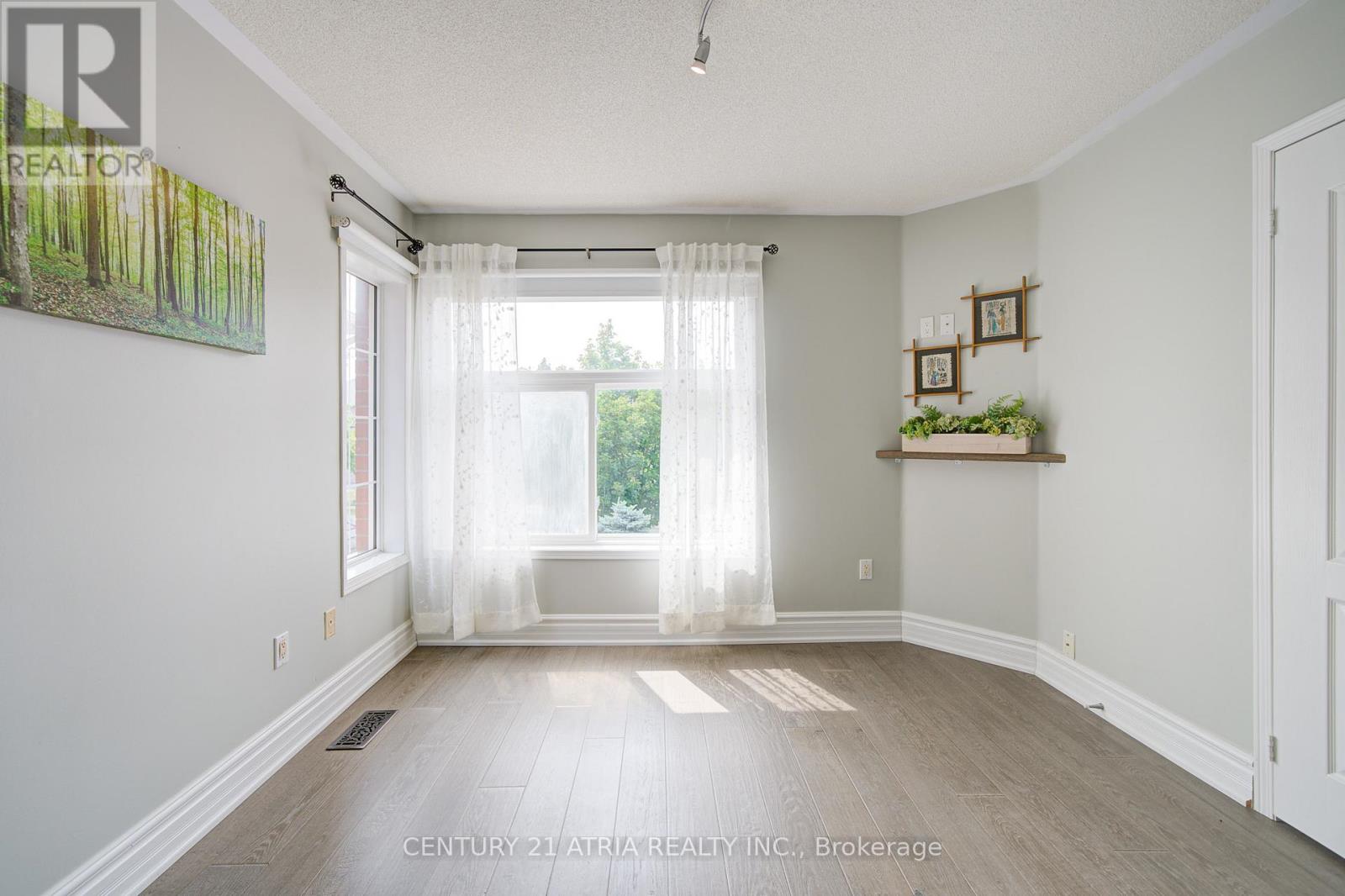 22 Peninsula Crescent, Richmond Hill, Ontario  L4S 1T9 - Photo 33 - N12325597
