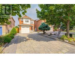 22 Peninsula Crescent, Richmond Hill (Rouge Woods), Ca