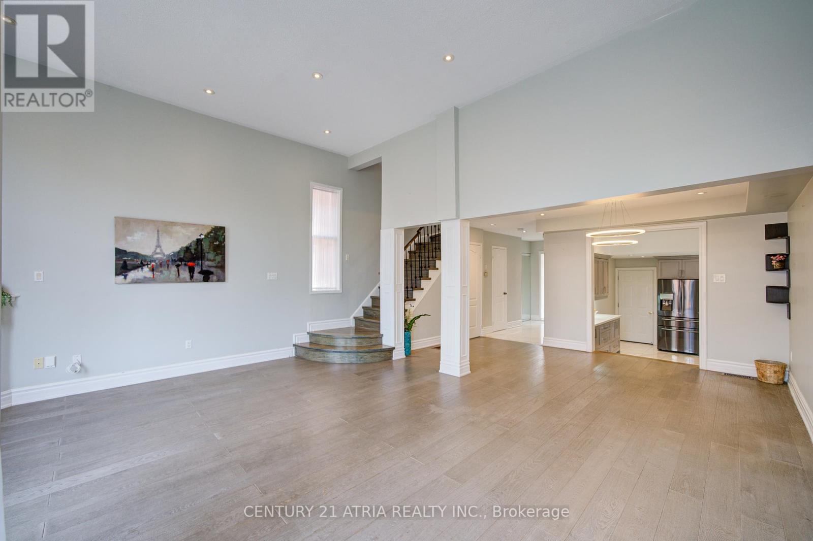 22 Peninsula Crescent, Richmond Hill, Ontario  L4S 1T9 - Photo 10 - N12325597