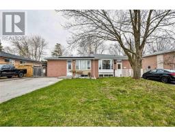 Bsmt - 36 Richardson Drive, Aurora (Aurora Highlands), Ca