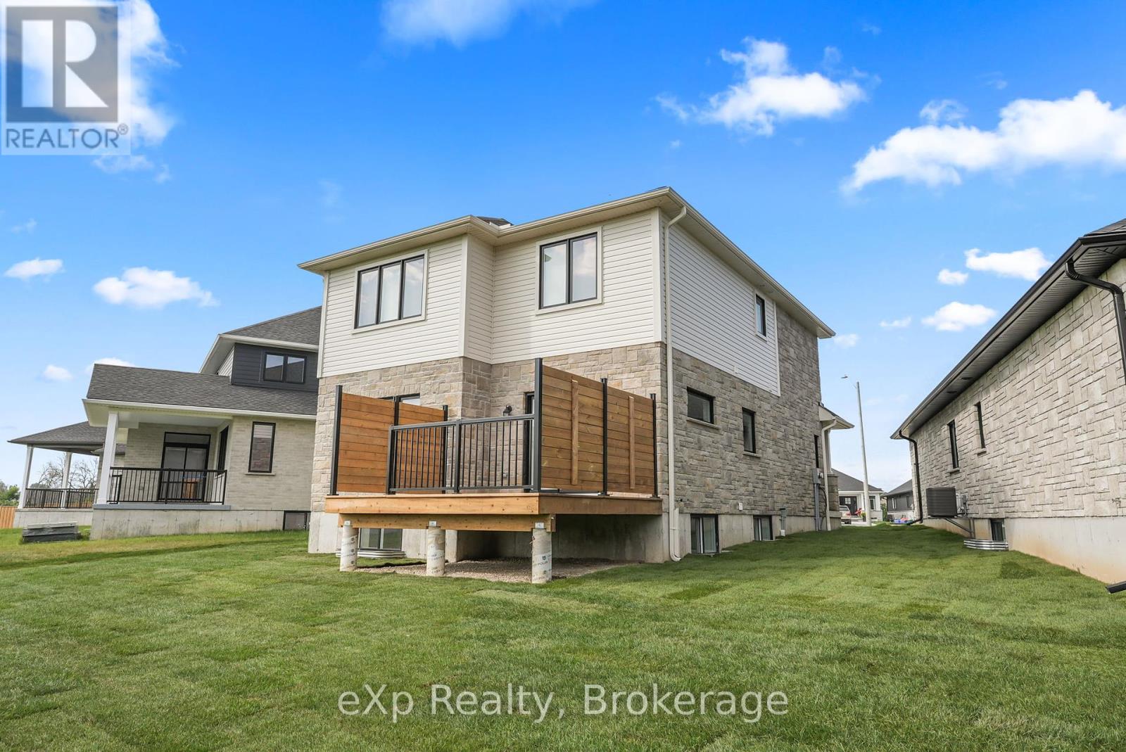 165 Jack's Way, Wellington North, Ontario  N0G 2L4 - Photo 43 - X12332273