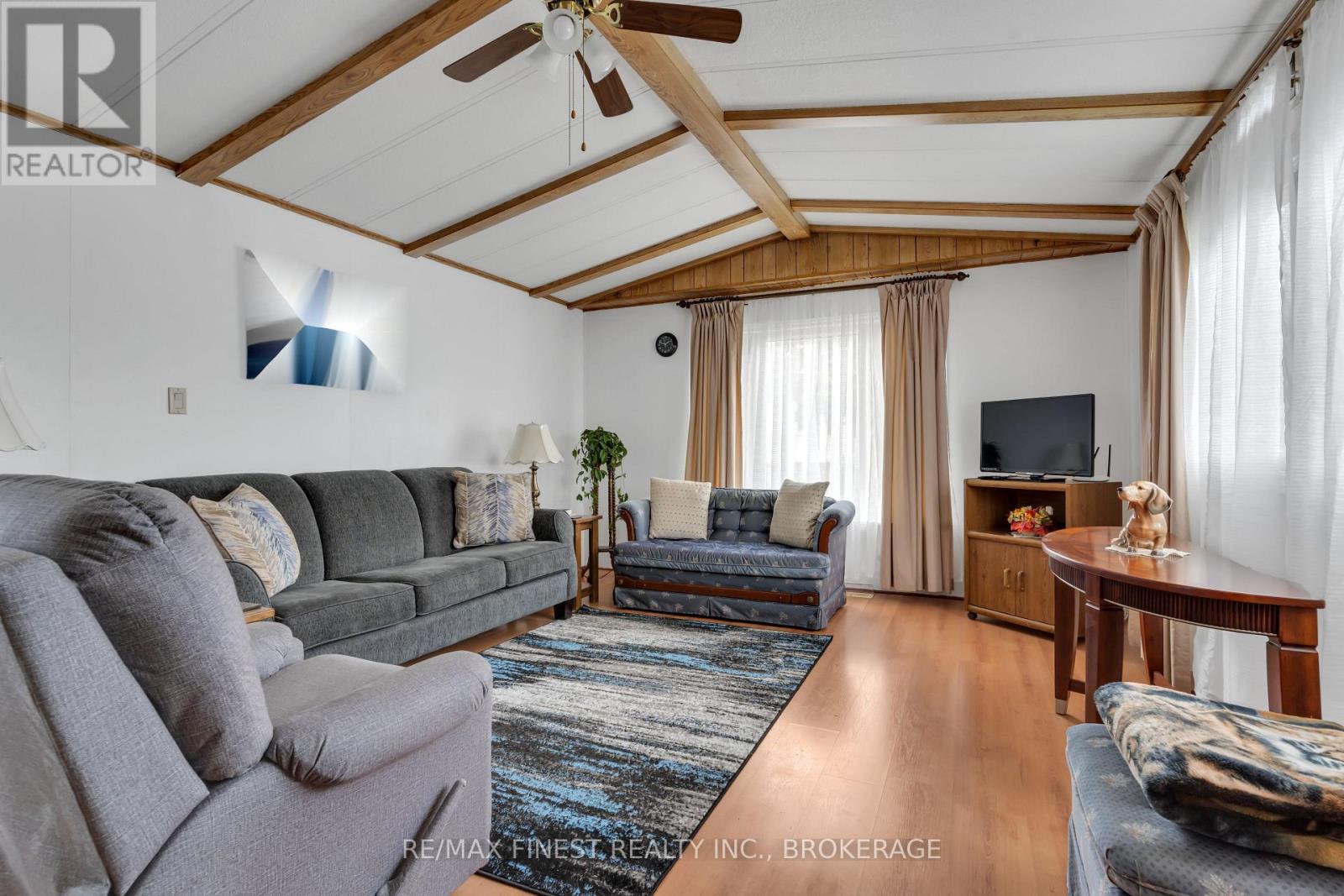 7 Cedar Street, Greater Napanee, Ontario  K7R 3L1 - Photo 6 - X12332296