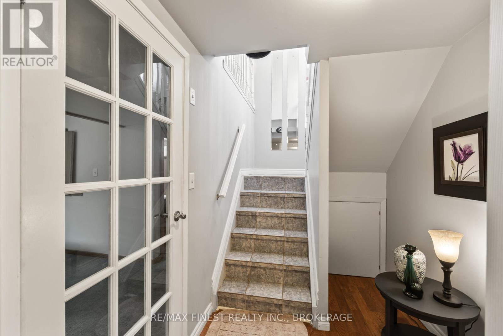 984 Lincoln Drive, Kingston, Ontario  K7M 6N9 - Photo 29 - X12332318
