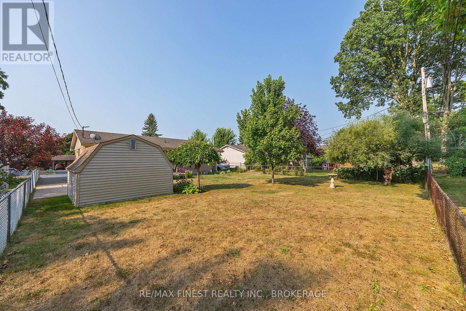 984 Lincoln Drive, Kingston, Ontario  K7M 6N9 - Photo 49 - X12332318