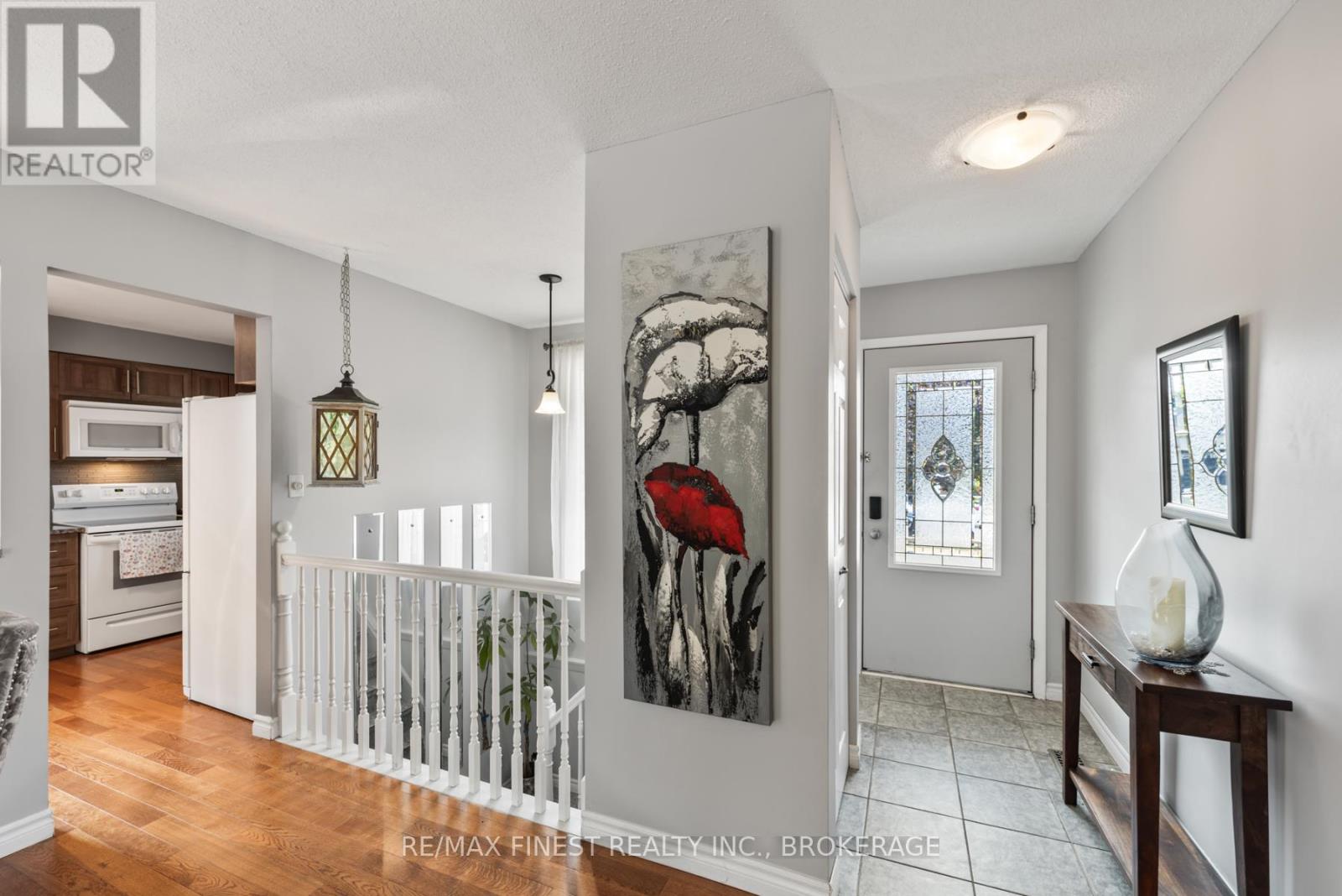 984 Lincoln Drive, Kingston, Ontario  K7M 6N9 - Photo 6 - X12332318
