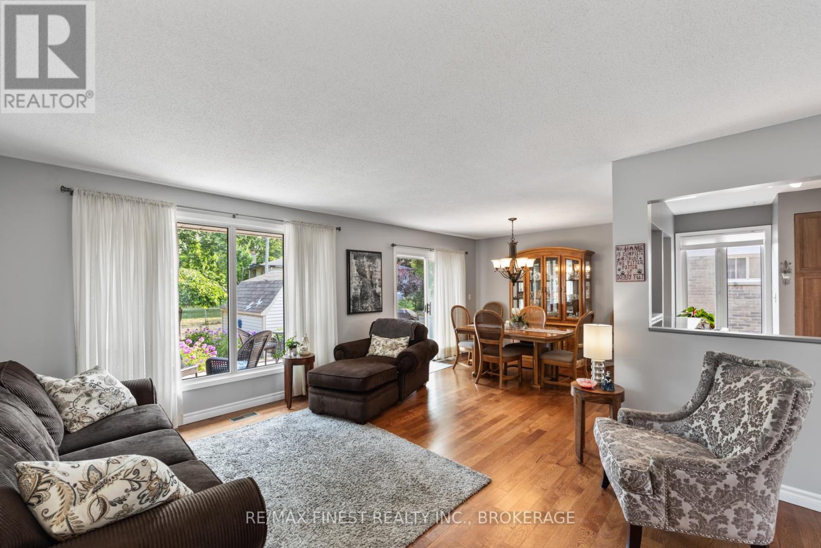 984 Lincoln Drive, Kingston, Ontario  K7M 6N9 - Photo 8 - X12332318