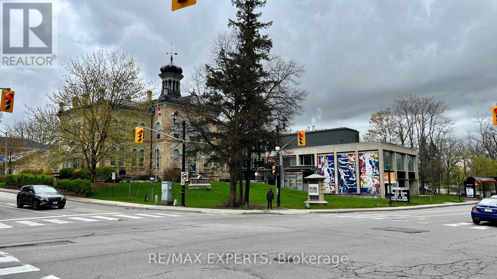 202 - 8 Main Street, Brampton, Ontario  L6W 2C3 - Photo 14 - W12332259