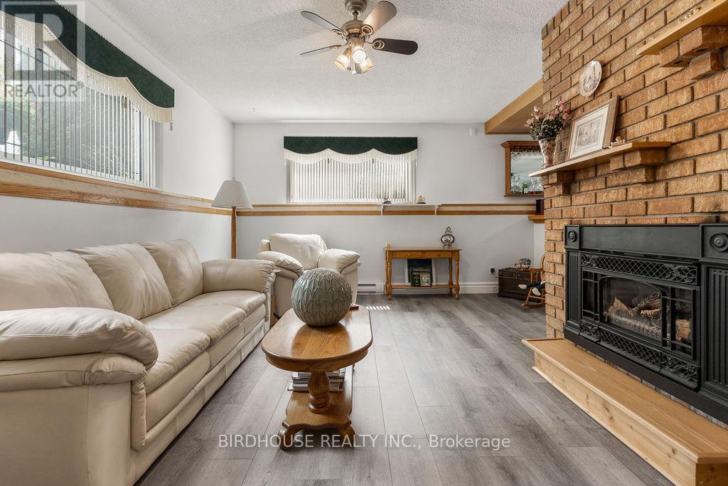 20 Doble Drive, Kawartha Lakes, Ontario  K0M 2M0 - Photo 22 - X12332292