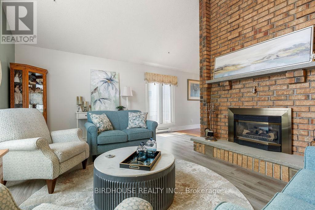 20 Doble Drive, Kawartha Lakes, Ontario  K0M 2M0 - Photo 3 - X12332292