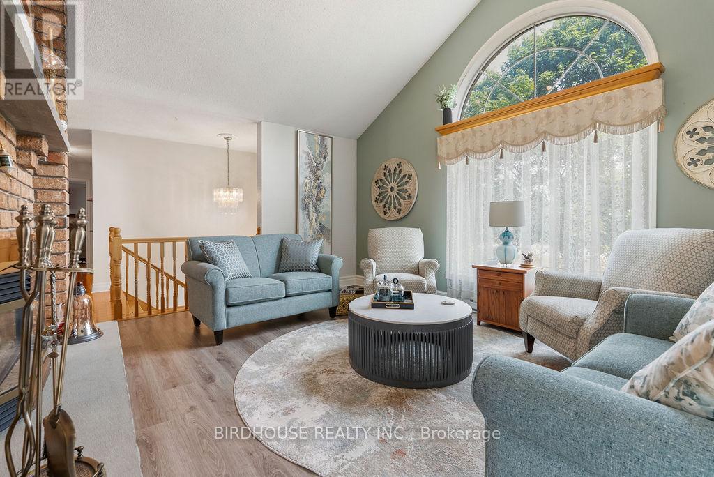 20 Doble Drive, Kawartha Lakes, Ontario  K0M 2M0 - Photo 5 - X12332292