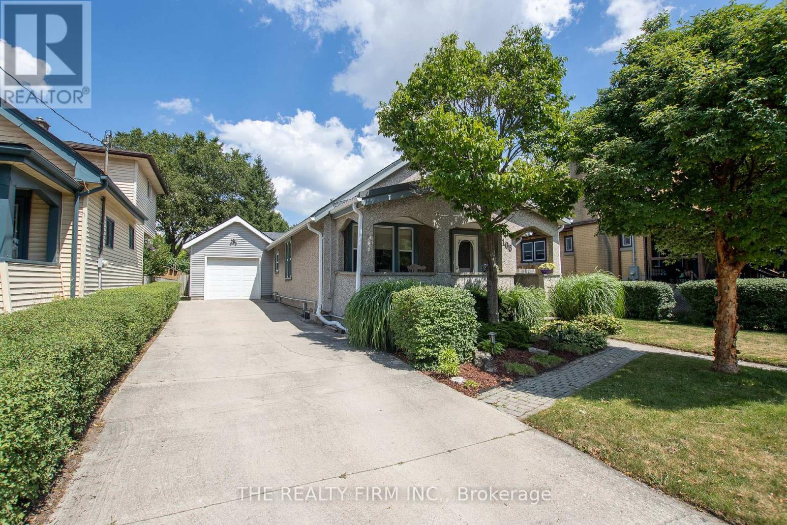 106 Brampton Road, London East, Ontario  N5Y 2C6 - Photo 2 - X12332332