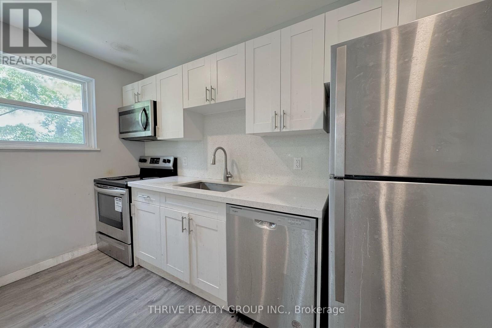 10 - 100 King Edward Avenue, London South, Ontario  N5Z 3T1 - Photo 7 - X12332340