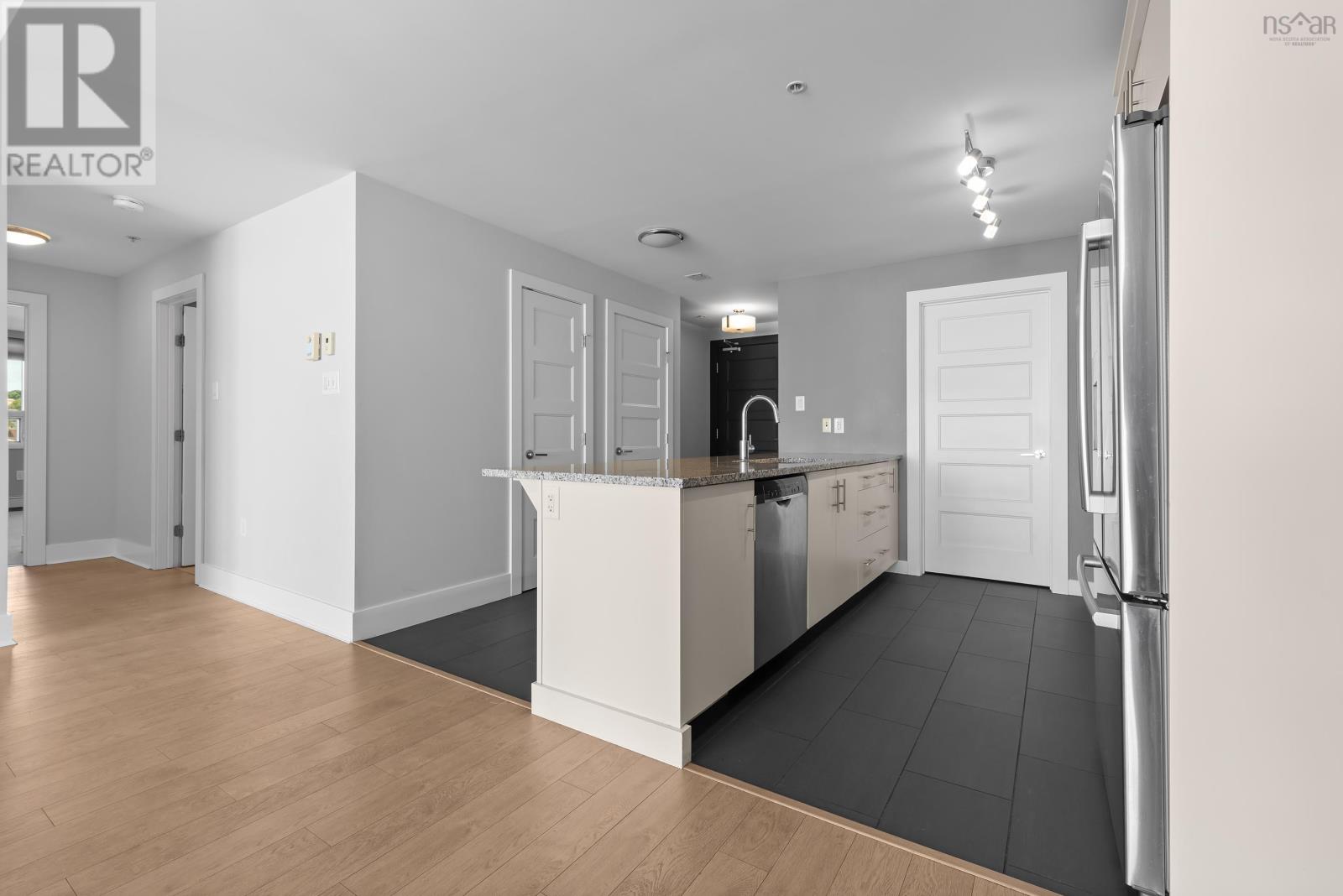 506 15 Kings Wharf Place, Dartmouth, Nova Scotia  B2Y 0C2 - Photo 4 - 202520040
