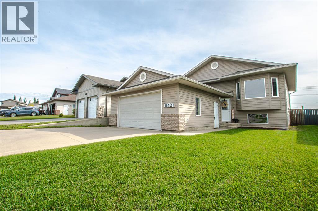 Property at 11421 88A Street image 1
