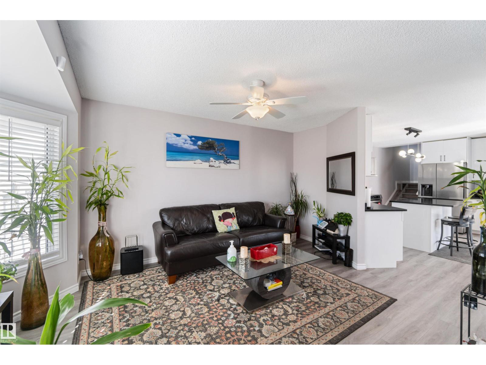 Property at 8304 157 AV NW image 3