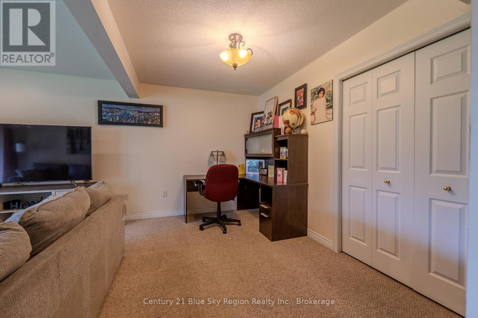 37 Shallot Crescent, North Bay, Ontario  P1A 3V7 - Photo 31 - X12332355