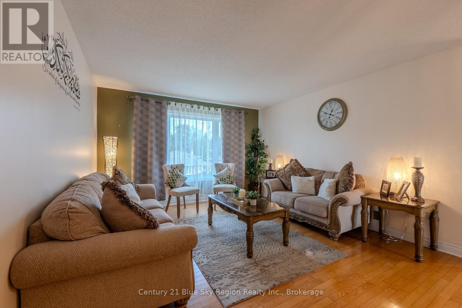 Property at 37 SHALLOT CRESCENT image 5