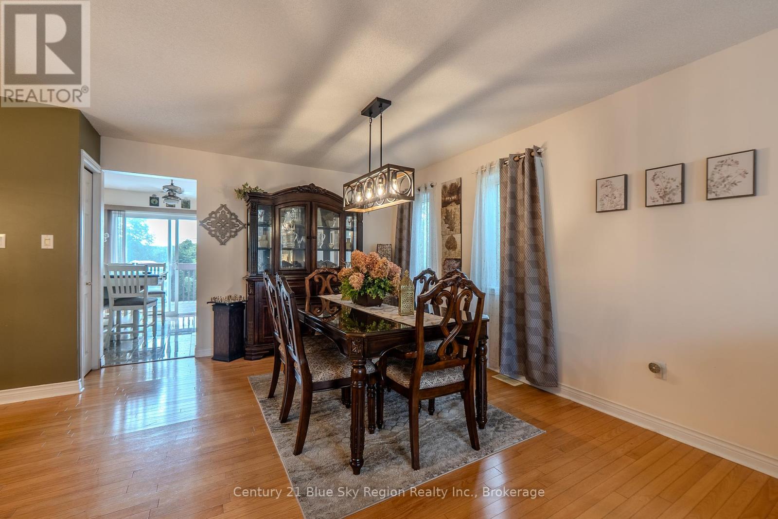 37 Shallot Crescent, North Bay, Ontario  P1A 3V7 - Photo 6 - X12332355