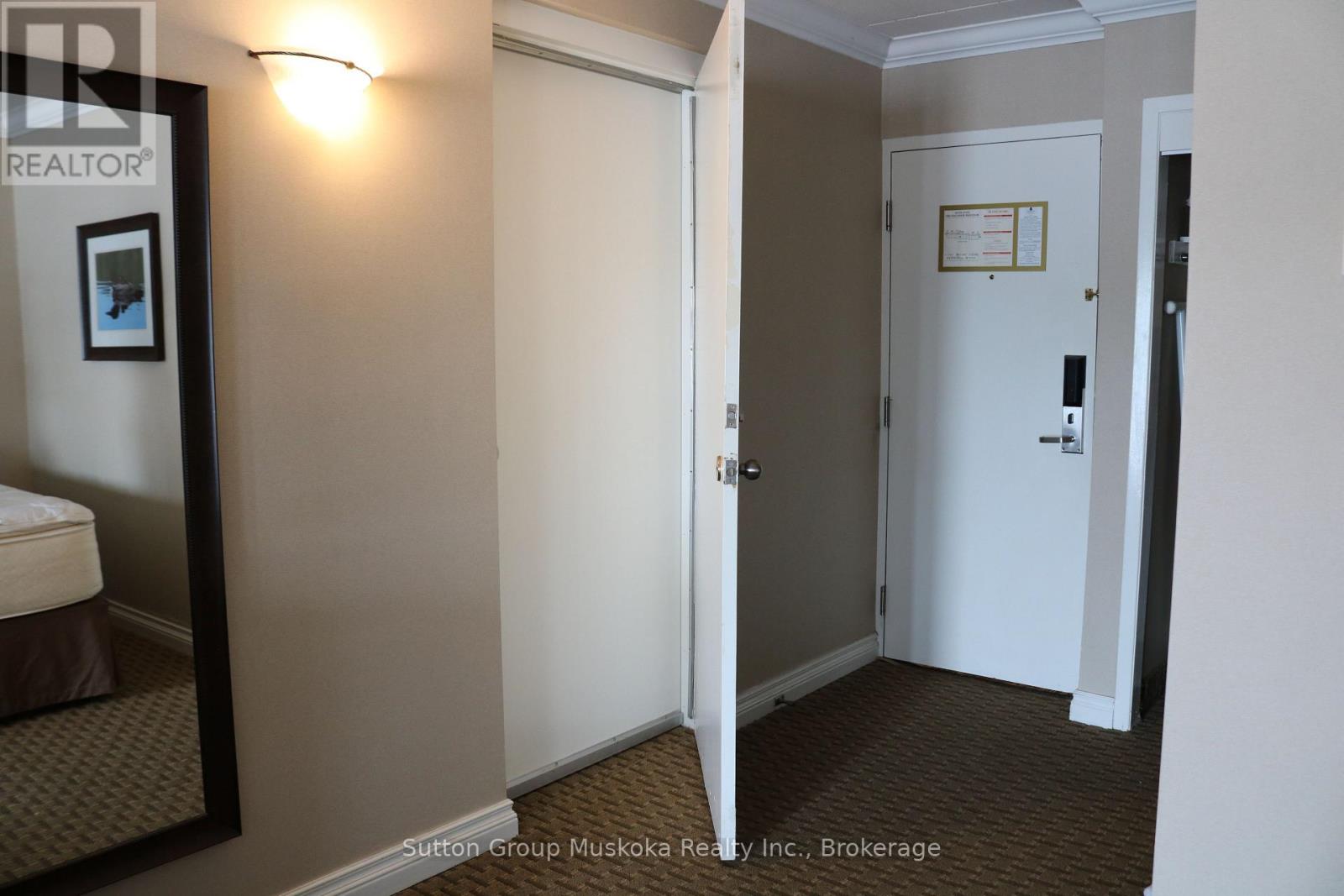 112 - 1235 Deerhurst Drive, Huntsville, Ontario  P1H 2E8 - Photo 19 - X12298302