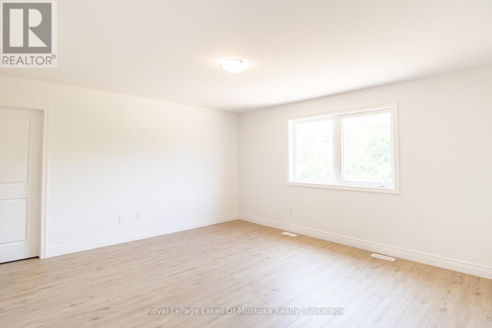 37 Whitehorn Park, Bracebridge, Ontario  P1L 0A7 - Photo 31 - X12329879