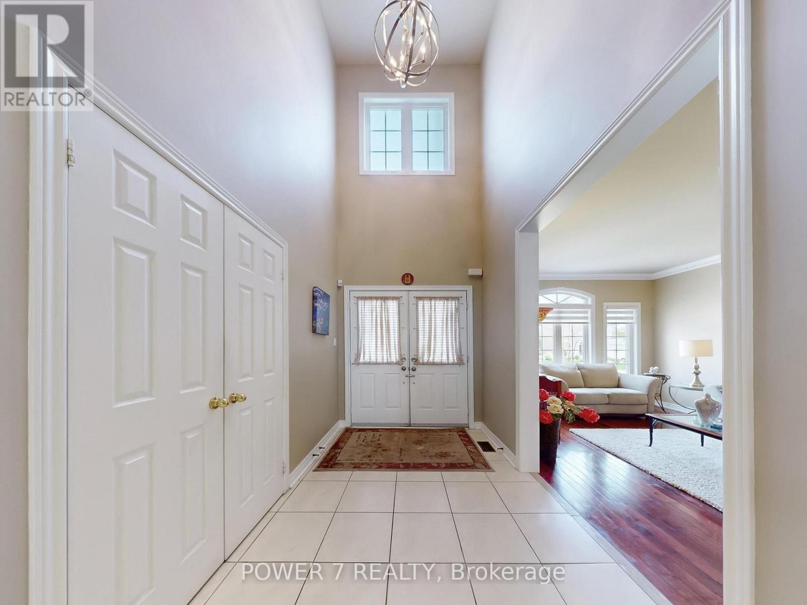 Property at 8 MUMBERSON COURT image 3
