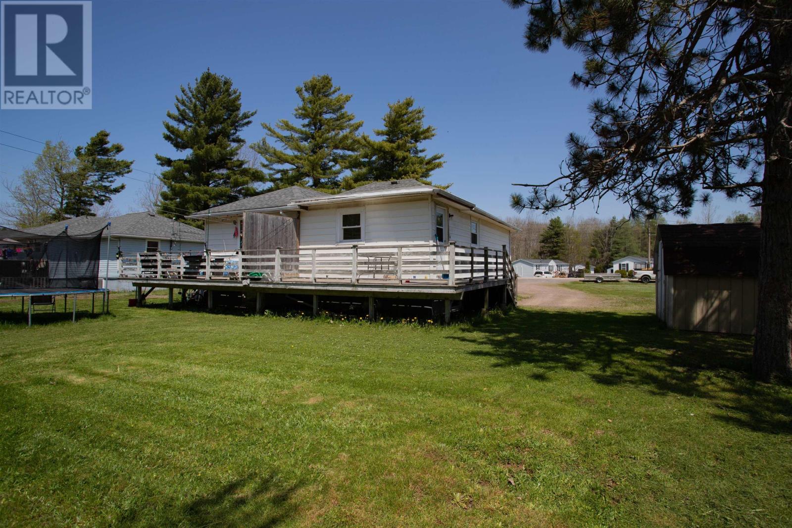 989-991 Glasgow Avenue, Greenwood, Nova Scotia  B0P 1R0 - Photo 5 - 202511065