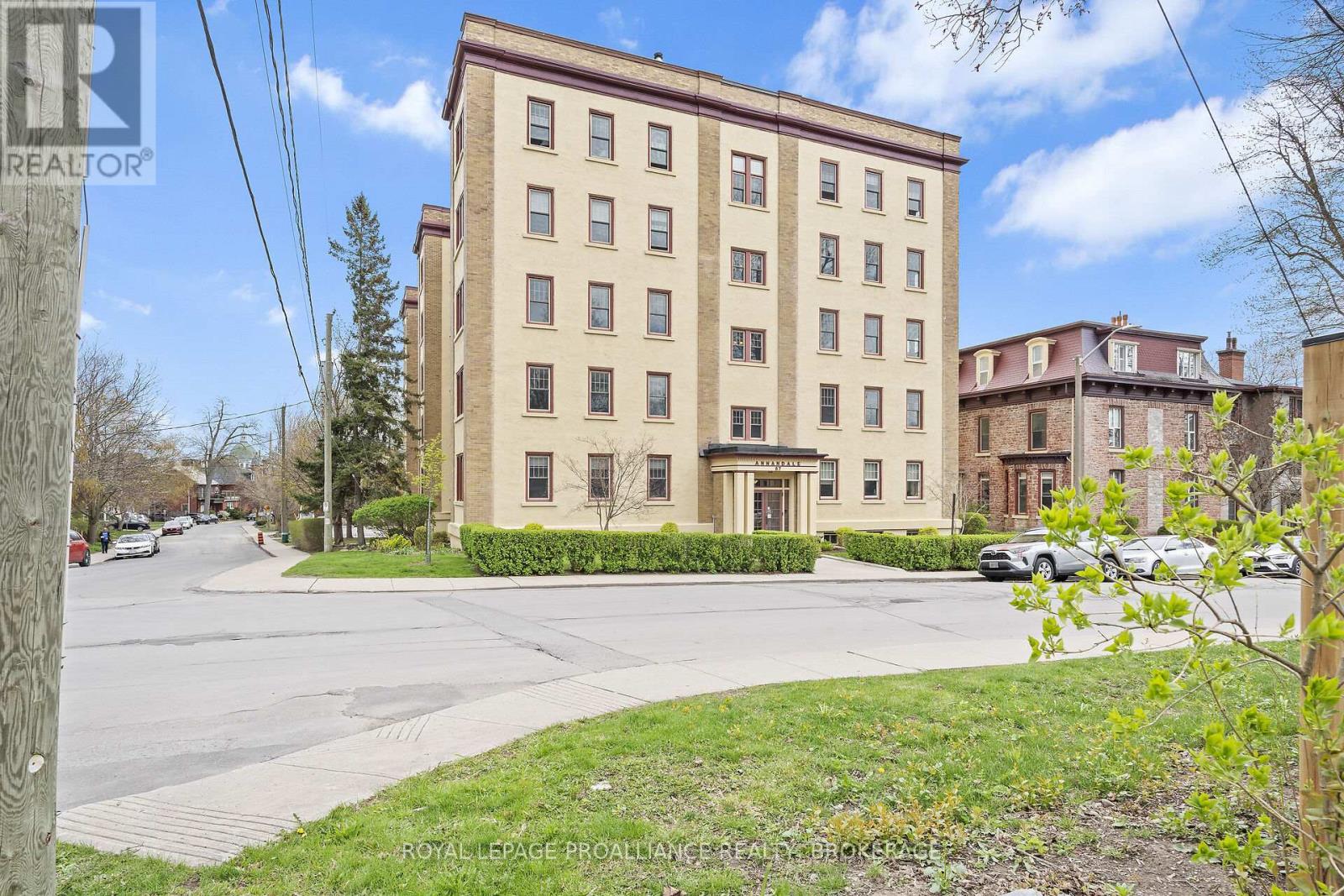 20 - 67 Sydenham Street, Kingston, Ontario  K7L 3H2 - Photo 2 - X12332554