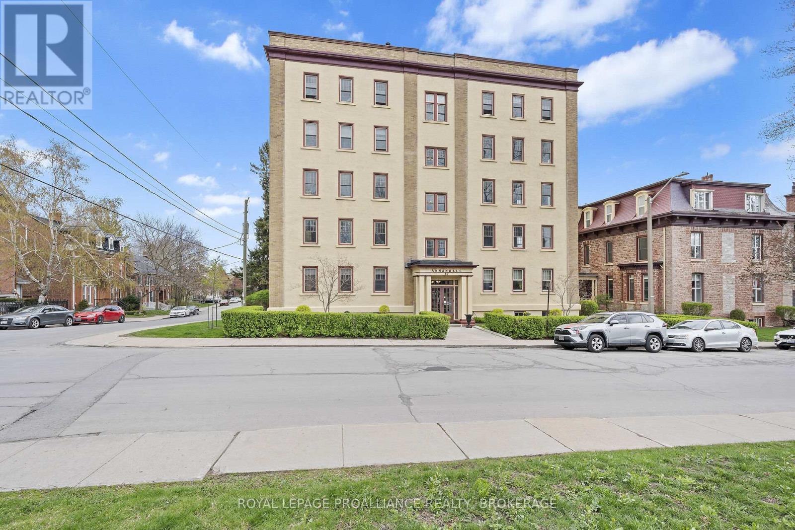20 - 67 Sydenham Street, Kingston, Ontario  K7L 3H2 - Photo 3 - X12332554