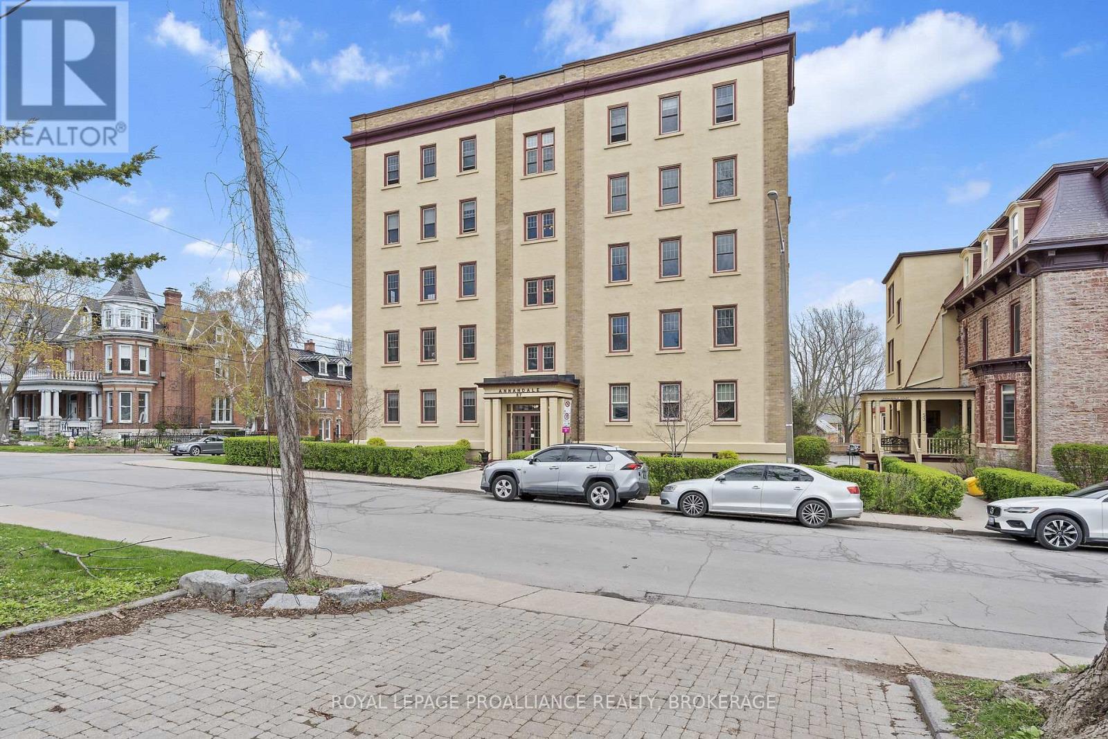 20 - 67 Sydenham Street, Kingston, Ontario  K7L 3H2 - Photo 5 - X12332554