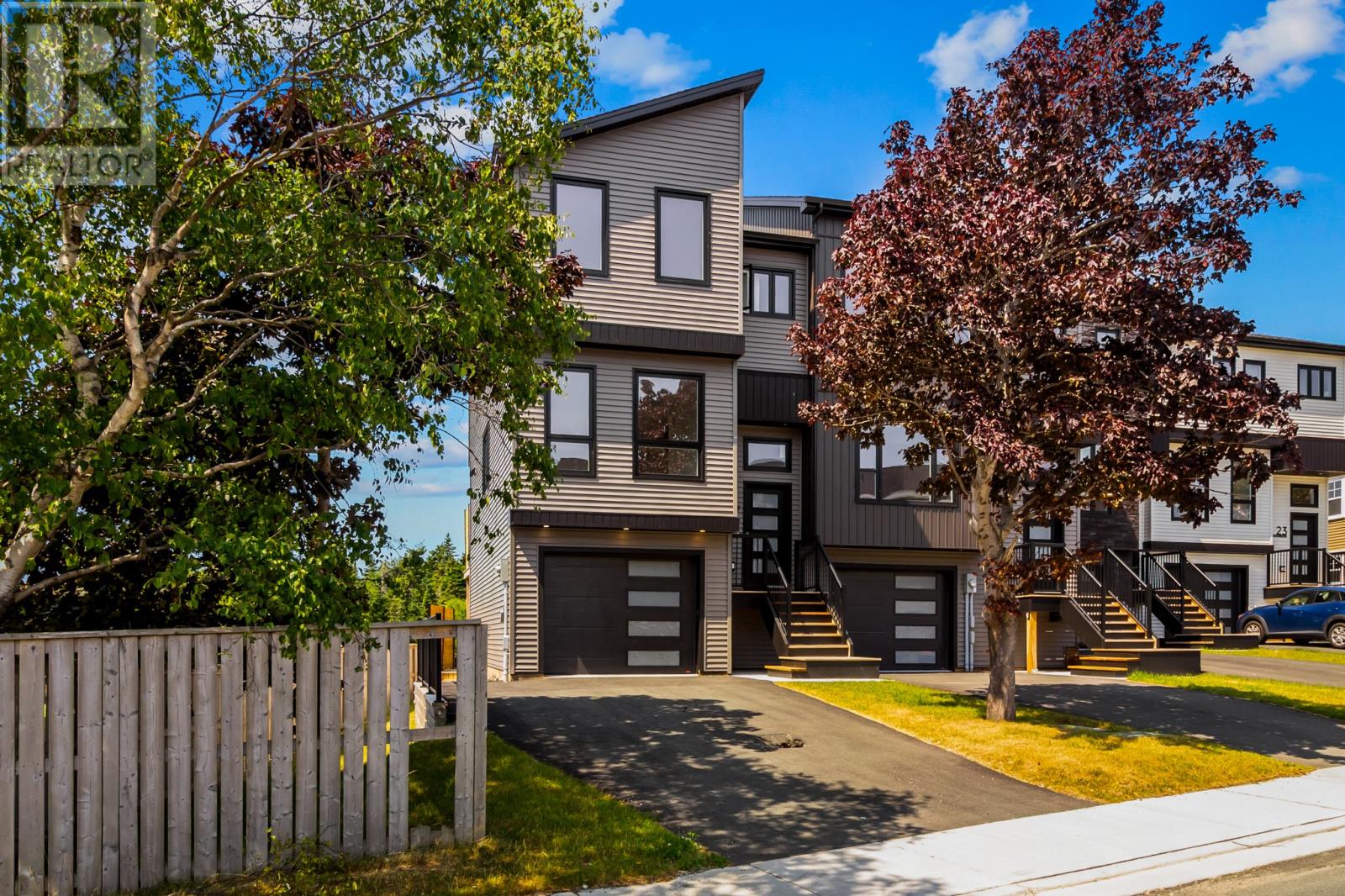 Property at 17 Janeway Place image 2