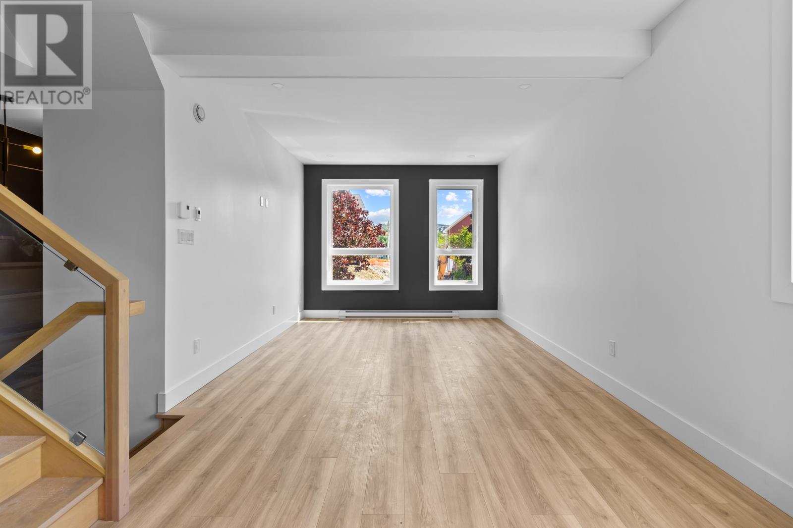 Property at 17 Janeway Place image 5