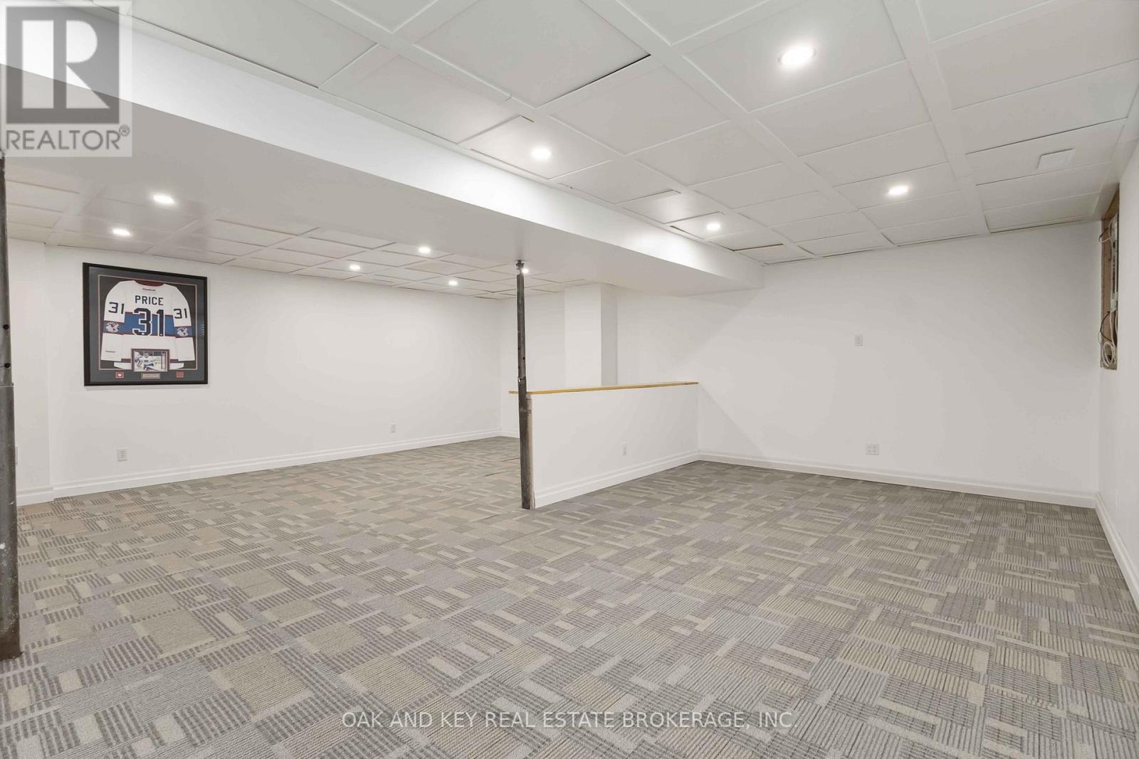 6 Weymouth Drive, London East, Ontario  N5V 4E7 - Photo 32 - X12332370