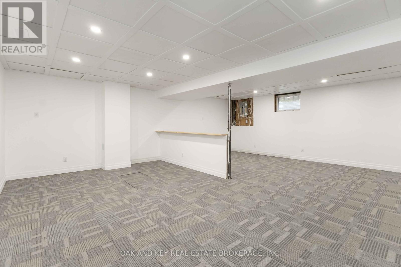 6 Weymouth Drive, London East, Ontario  N5V 4E7 - Photo 37 - X12332370