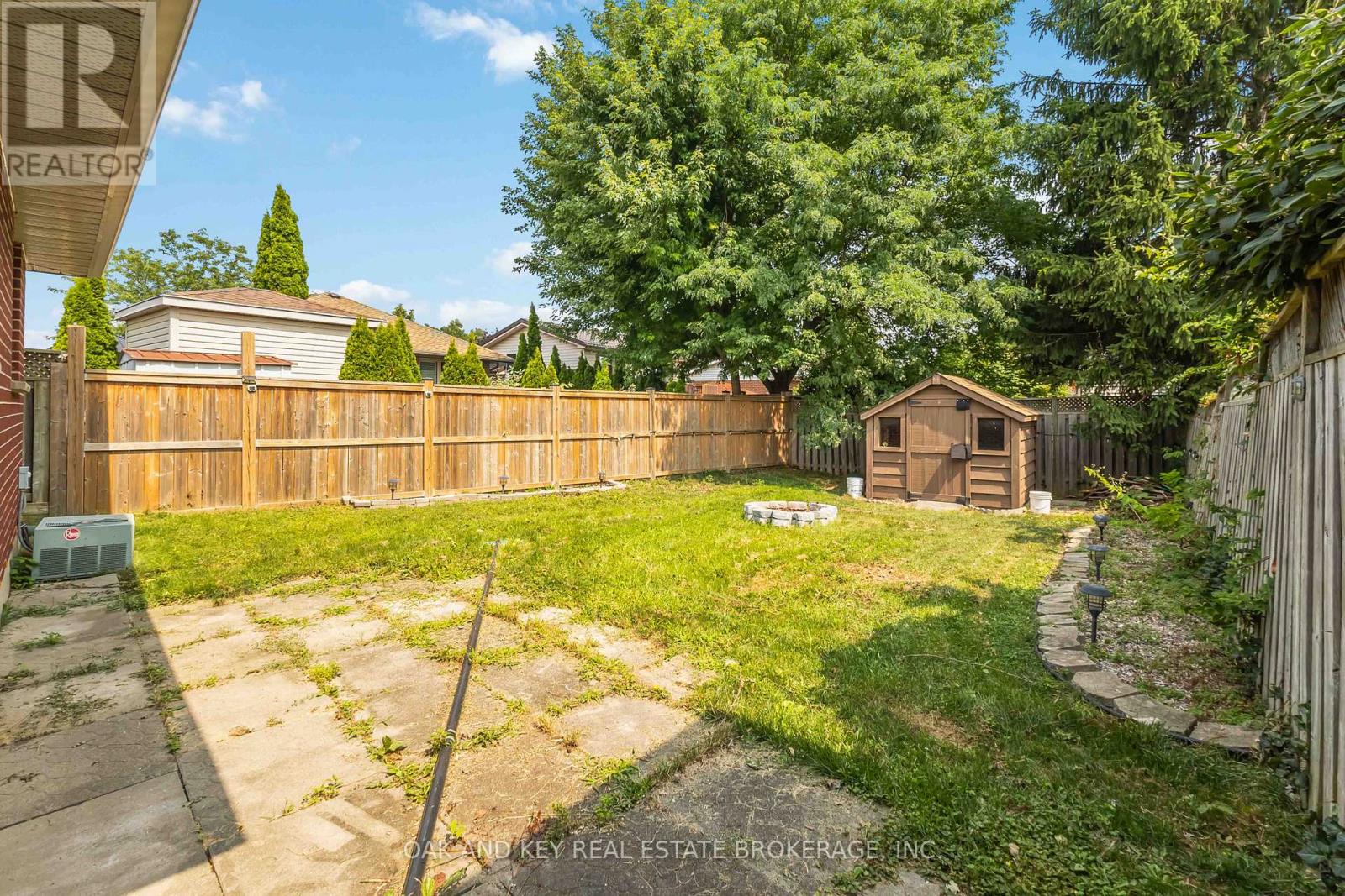 6 Weymouth Drive, London East, Ontario  N5V 4E7 - Photo 43 - X12332370