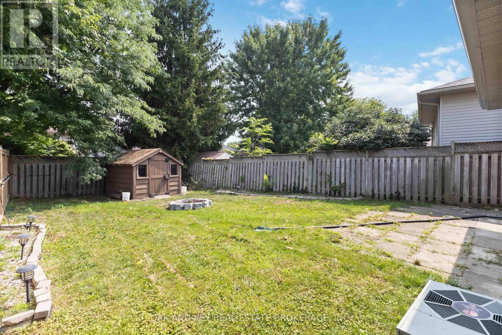6 Weymouth Drive, London East, Ontario  N5V 4E7 - Photo 45 - X12332370