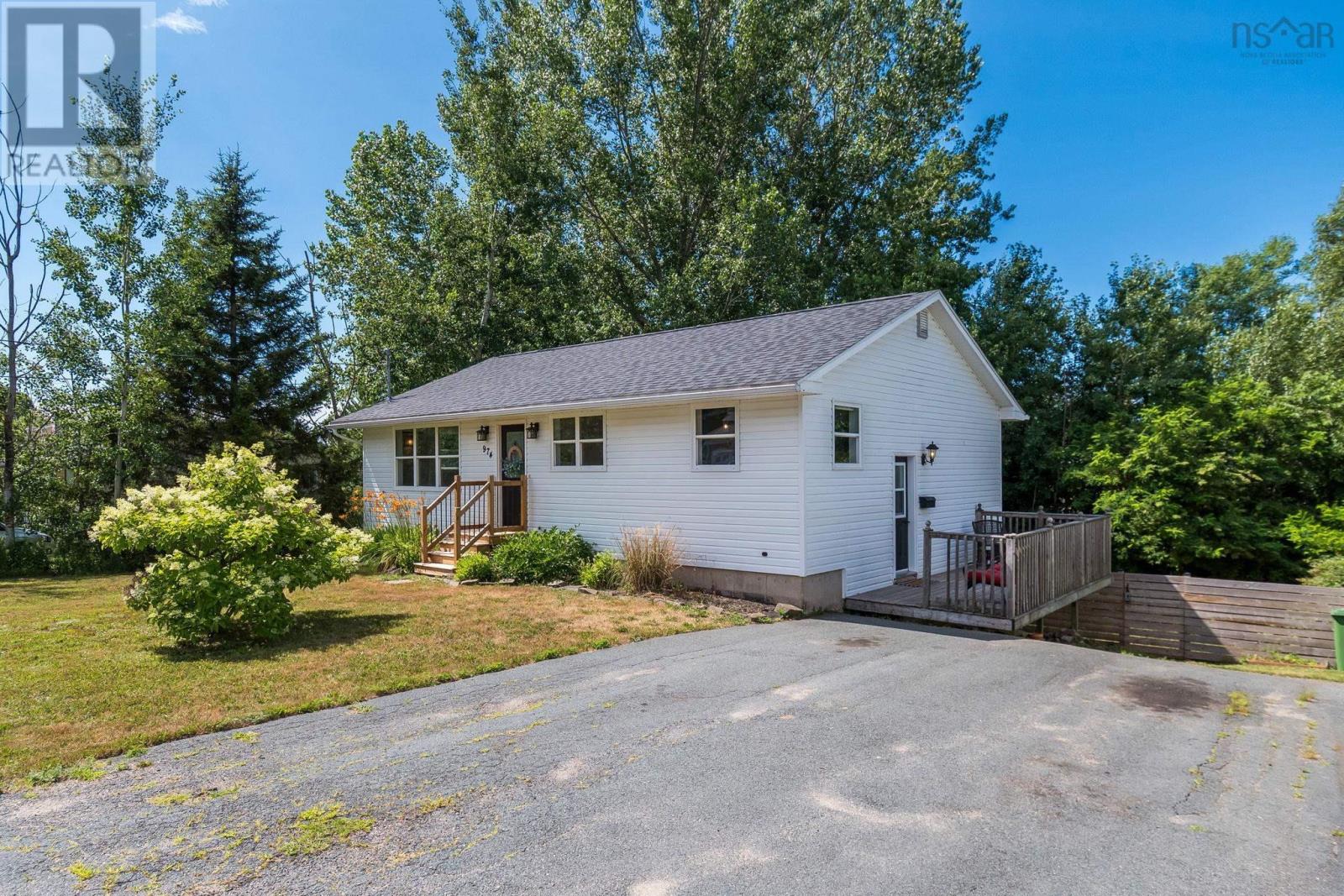 974 Elizabeth Drive, North Kentville, Nova Scotia  B4N 4R4 - Photo 2 - 202518335