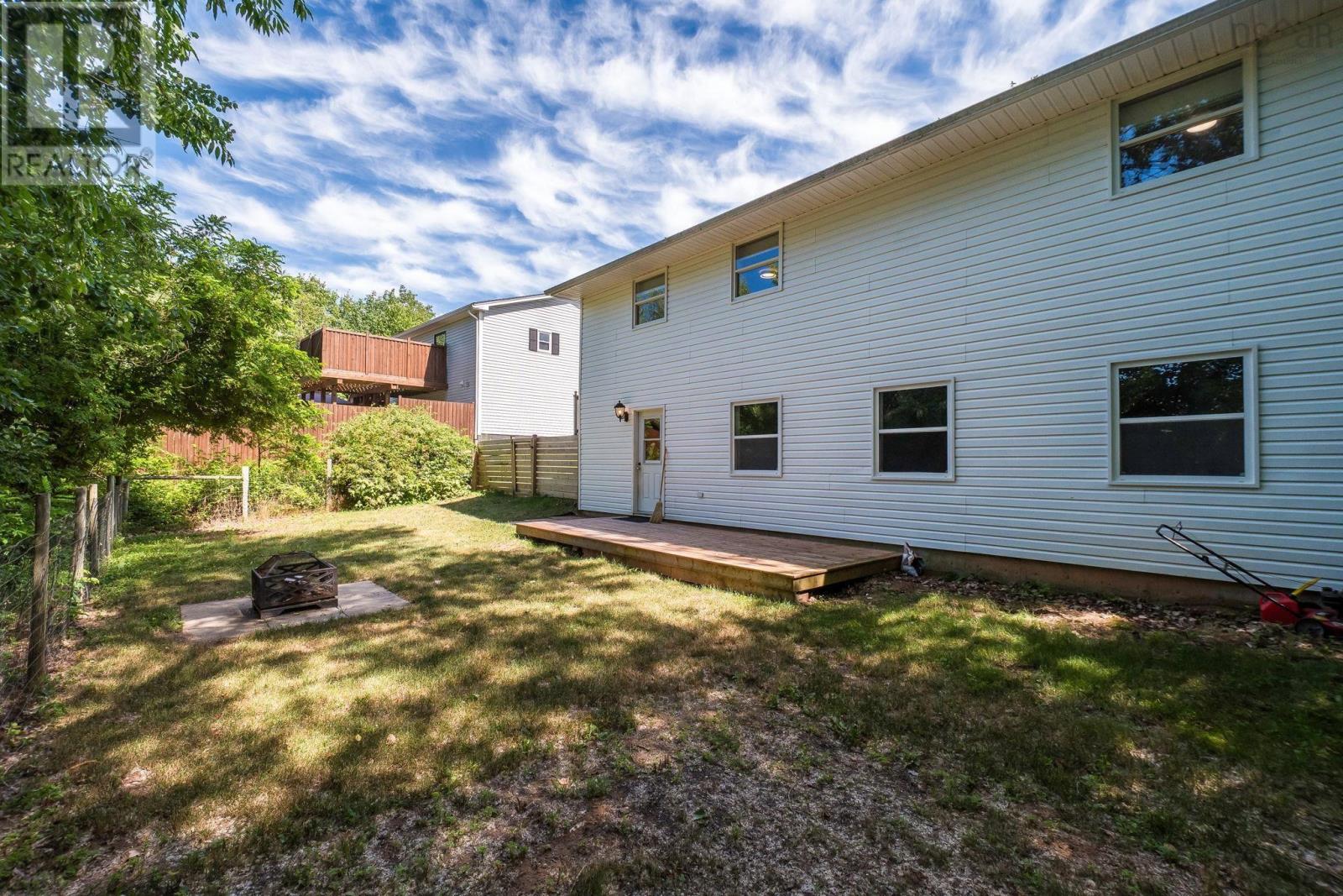 974 Elizabeth Drive, North Kentville, Nova Scotia  B4N 4R4 - Photo 32 - 202518335