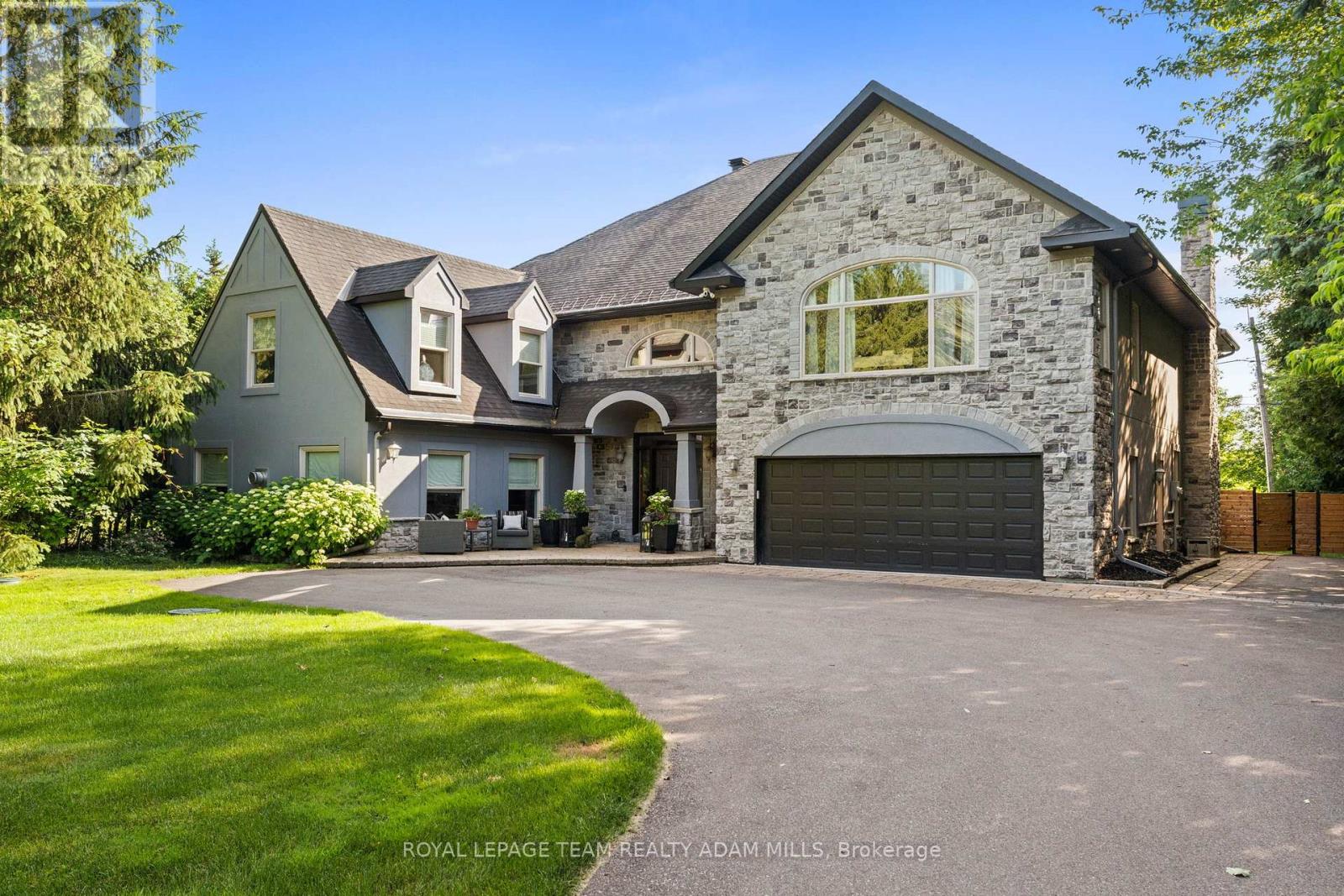 2330 Summerside Drive, Ottawa, Ontario  K4M 1B4 - Photo 2 - X12332376