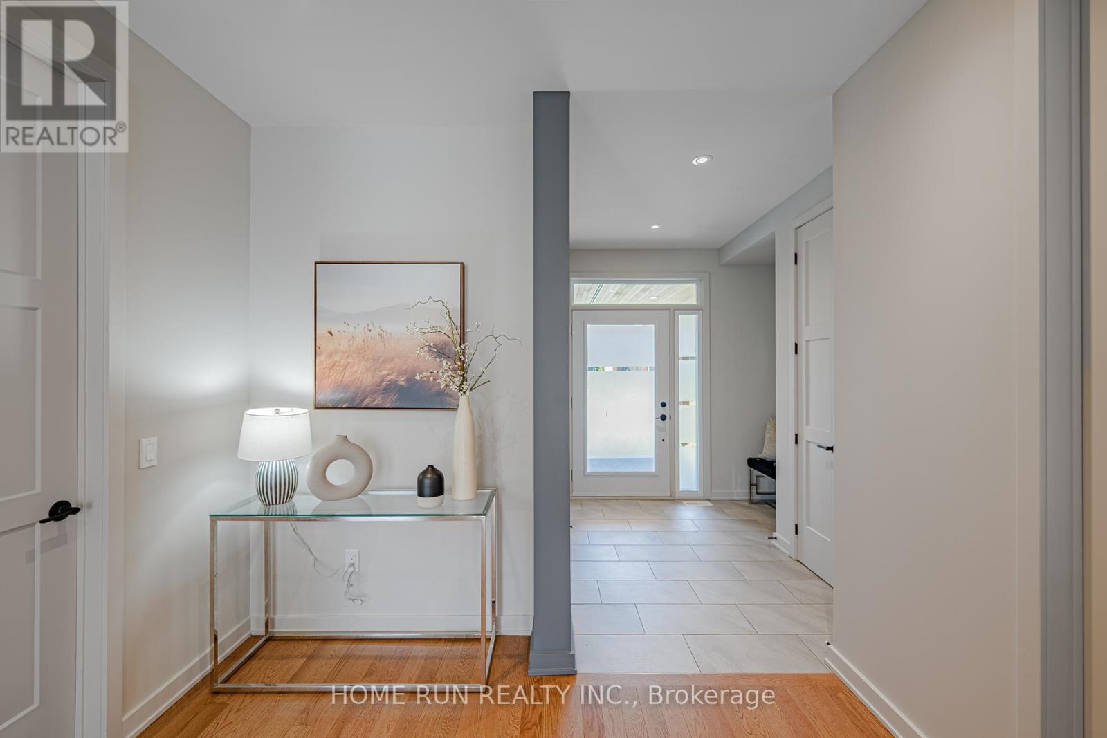530 Tenor Ridge, Ottawa, Ontario  K4M 0P9 - Photo 3 - X12332429