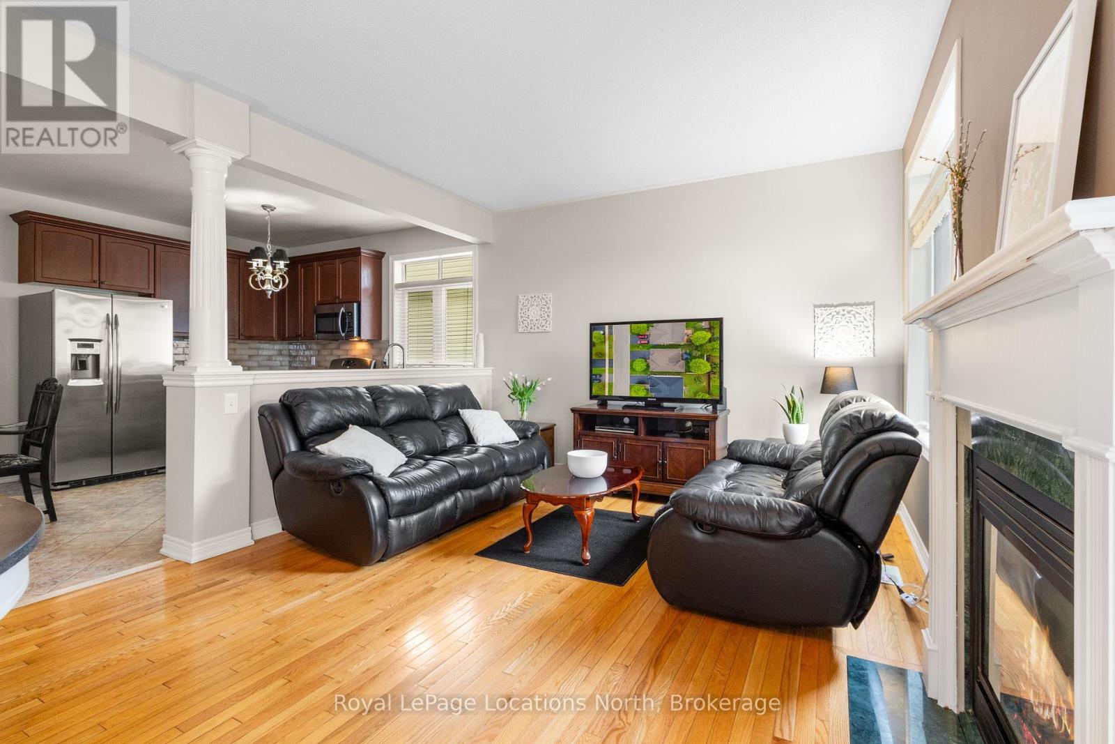 8 Broadpoint Street, Wasaga Beach, Ontario  L9Z 3B8 - Photo 15 - S12288254