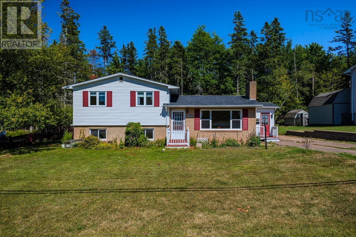 140 Spruce Drive, Salmon River, Nova Scotia  B2N 5R5 - Photo 1 - 202520044